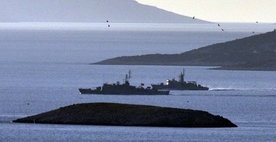ΕΚΤΑΚΤΟ: Ναυτικό αποκλεισμό των Ιμίων με συγκέντρωση πολλών πολεμικών πλοίων και σκαφών της Ακτοφυλακής επιχειρεί τώρα η Τουρκία